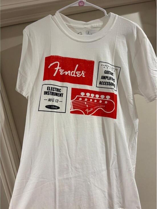 Fender Other - Fender Graphic Tee – White Guitar Logo Shirt (NWT) Medium